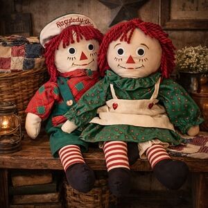 Vintage Raggedy Ann & Andy Doll Set – Classic Knickerbocker Style Plush Pair